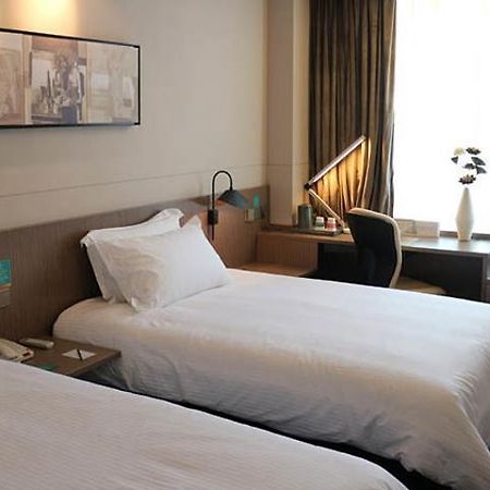 Jinjiang Inn Select Xining West Wusi Road New Hualian Square Ngoại thất bức ảnh