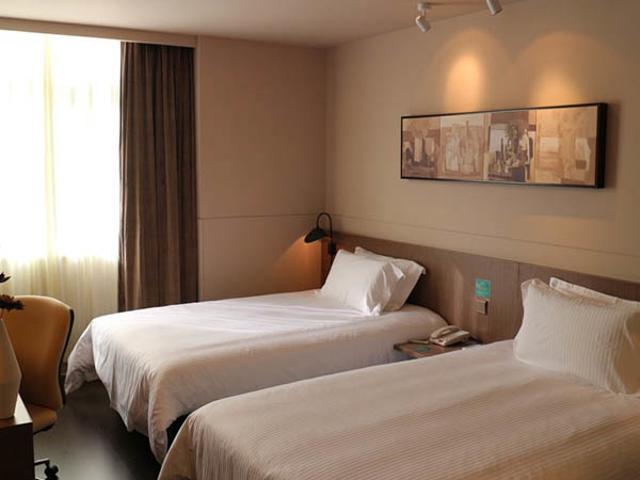 Jinjiang Inn Select Xining West Wusi Road New Hualian Square Ngoại thất bức ảnh